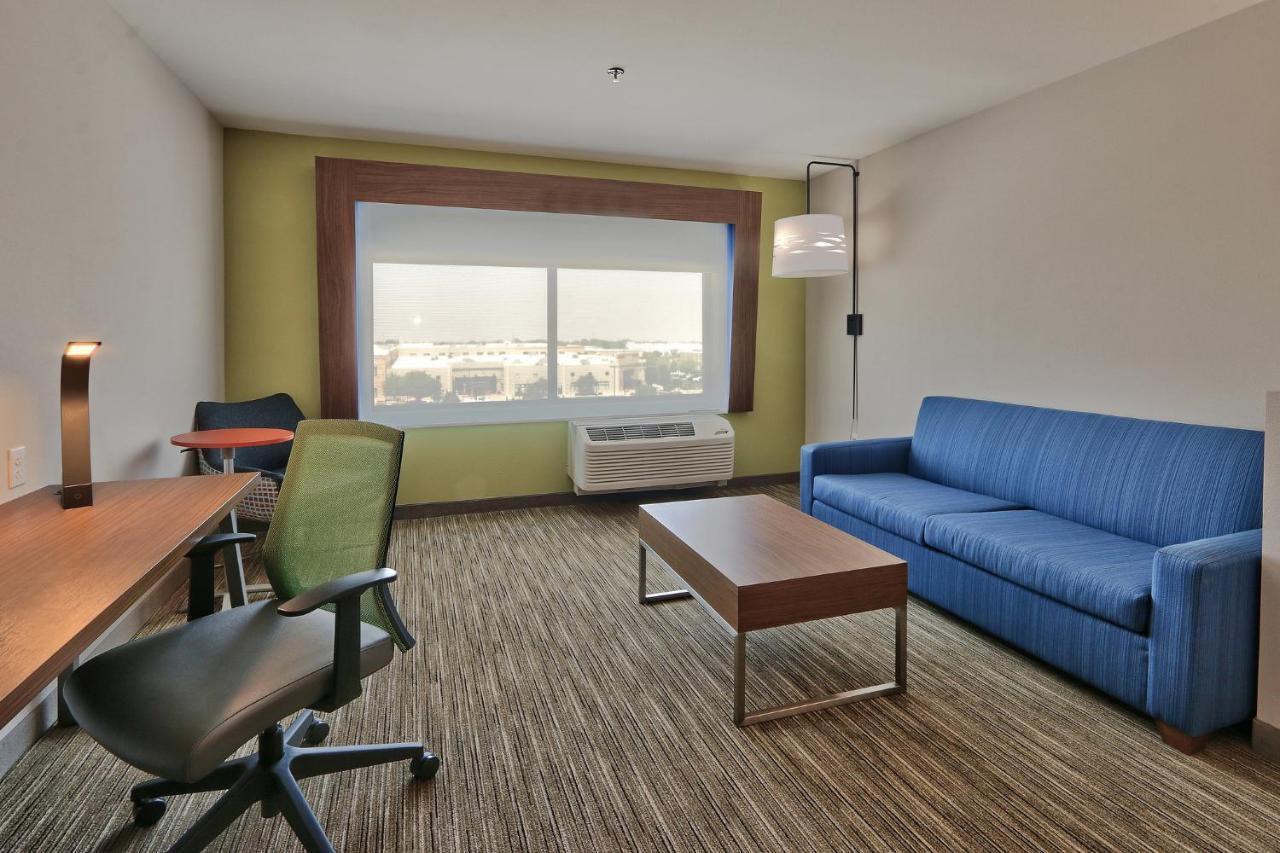 Holiday Inn Express & Suites - Albuquerque East By Ihg Exterior foto