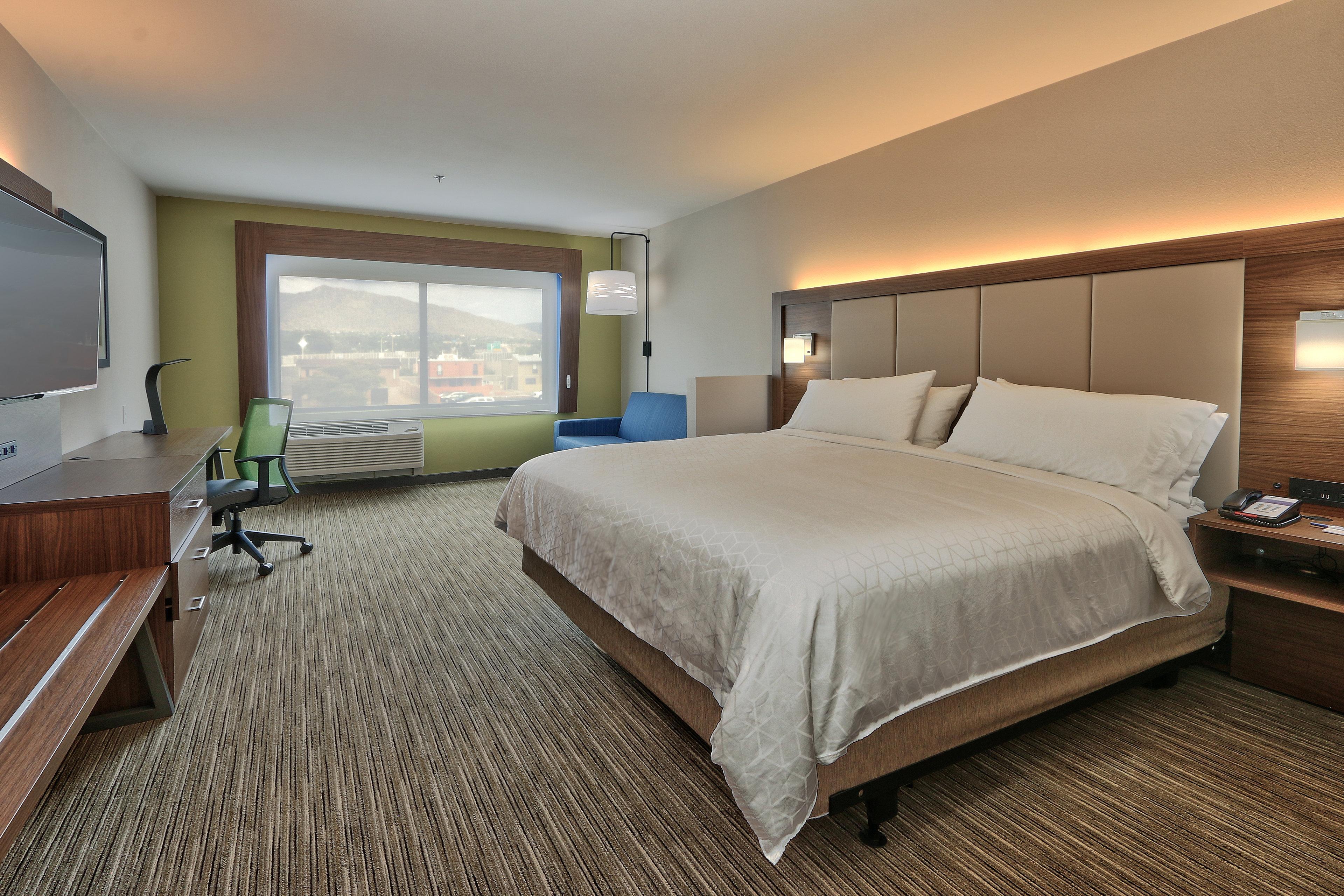 Holiday Inn Express & Suites - Albuquerque East By Ihg Exterior foto